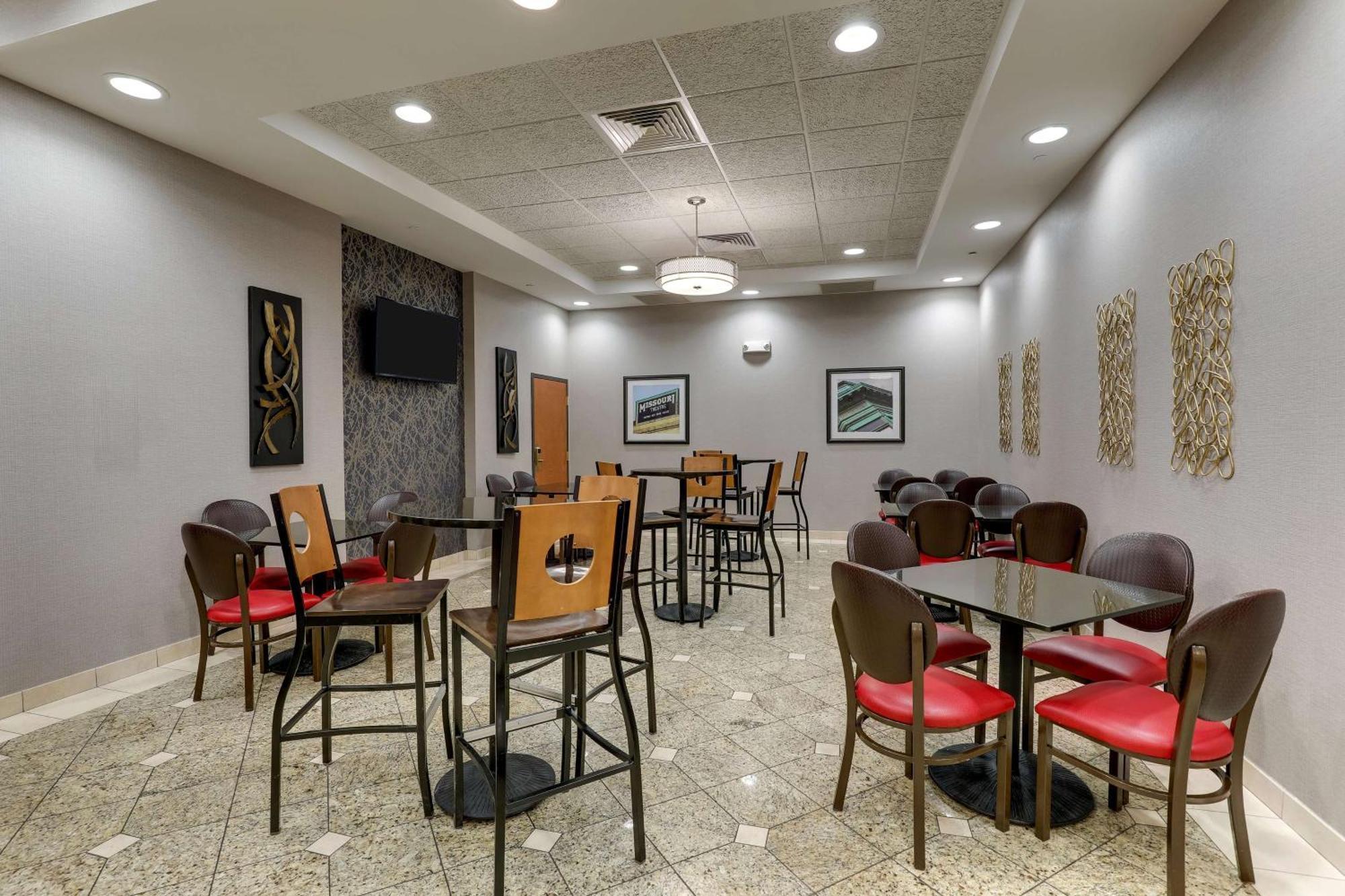 Drury Inn & Suites St Joseph Saint Joseph Exterior photo